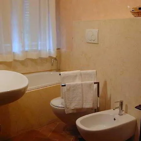 La Nina Kır Evi